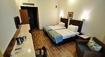 Esquare Hotel