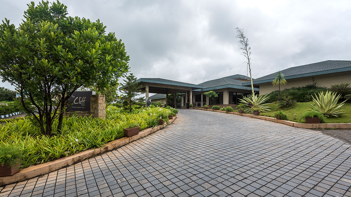 The Cliff club